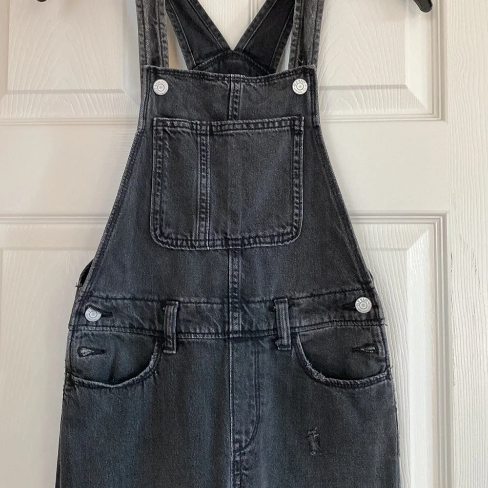 Old Navy girls distressed overalls